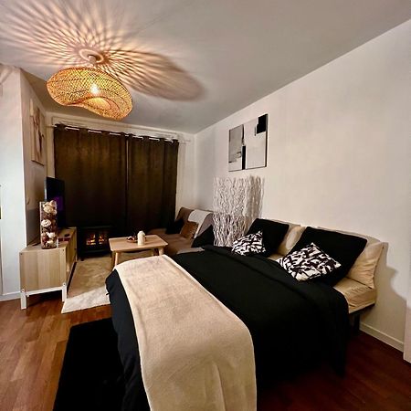 "Moonlight" Gare A 10Min De Paris, Wifi, Terrasse , Parking Argenteuil Exterior foto